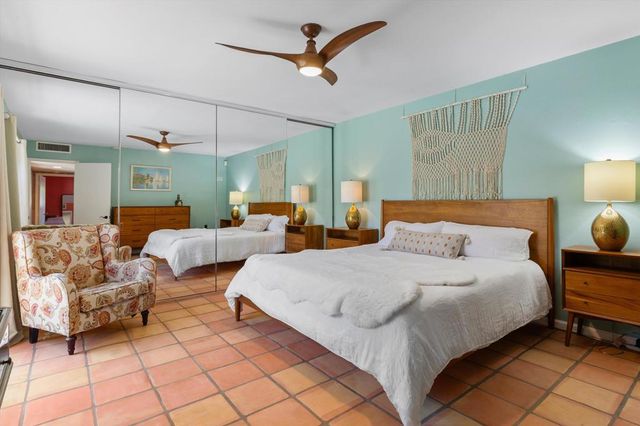 1387 E Verbena Drive, Palm Springs, CA 92262