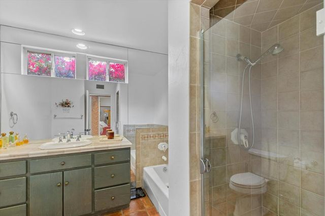 1387 E Verbena Drive, Palm Springs, CA 92262