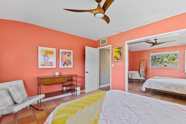 1387 E Verbena Drive, Palm Springs, CA 92262