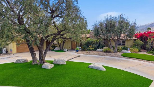 1387 E Verbena Drive, Palm Springs, CA 92262