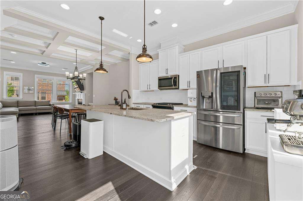 4468 Dunblane Avenue, Sugar Hill, GA 30518 — photo 3