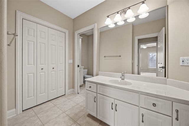 5012 Autumn DR NE, Cedar Rapids, IA 52411