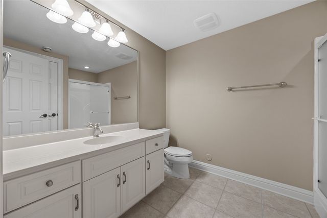 5012 Autumn DR NE, Cedar Rapids, IA 52411