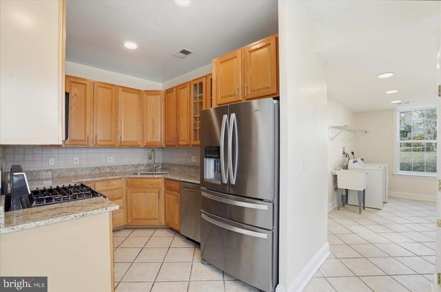 9410 52ND AVE, College Park, MD 20740
