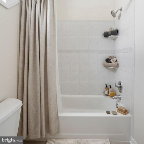 9410 52ND AVE, College Park, MD 20740