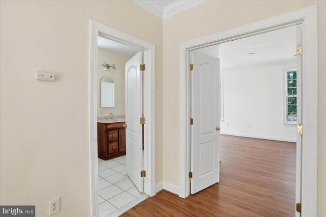 9410 52ND AVE, College Park, MD 20740
