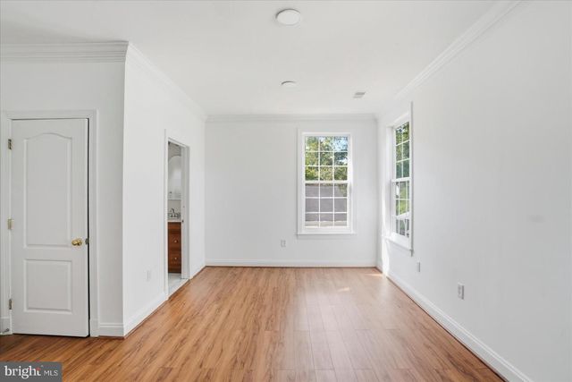 9410 52ND AVE, College Park, MD 20740
