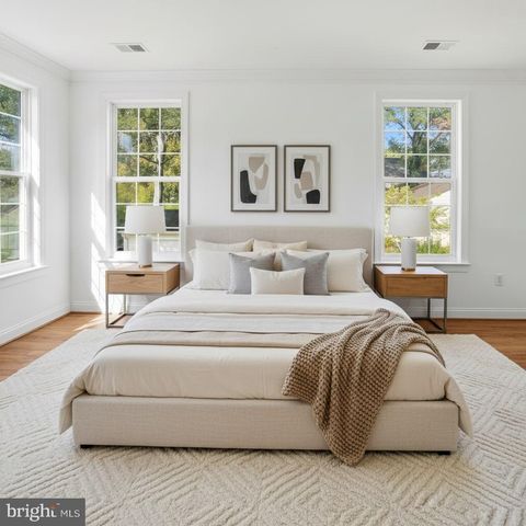 9410 52ND AVE, College Park, MD 20740