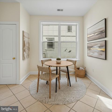 9410 52ND AVE, College Park, MD 20740