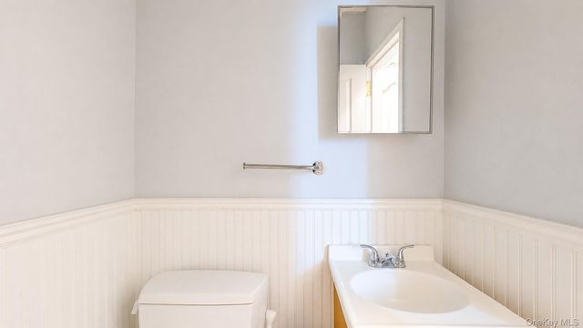 168 W Park Avenue 2nd Floor, Long Beach, NY 11561