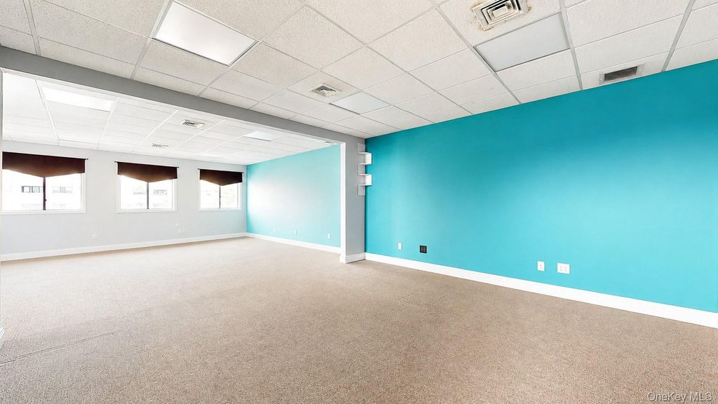 168 W Park Avenue 2nd Floor, Long Beach, NY 11561 — photo 3