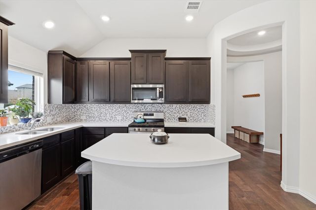 1020 Embers Lane, Denton, TX 76201