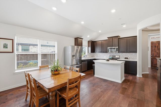 1020 Embers Lane, Denton, TX 76201