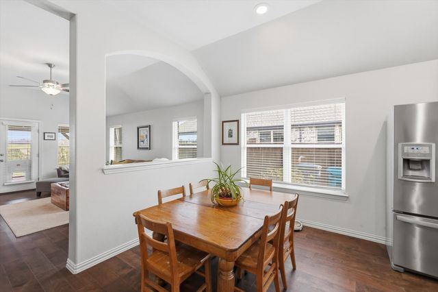 1020 Embers Lane, Denton, TX 76201