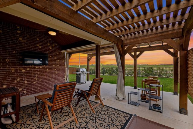 1020 Embers Lane, Denton, TX 76201