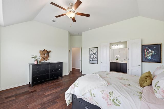 1020 Embers Lane, Denton, TX 76201