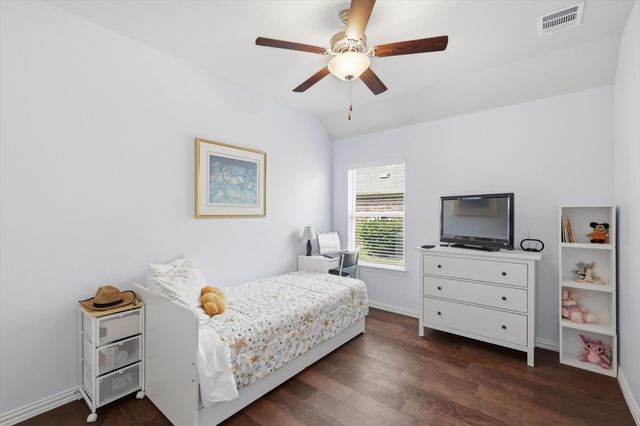 1020 Embers Lane, Denton, TX 76201