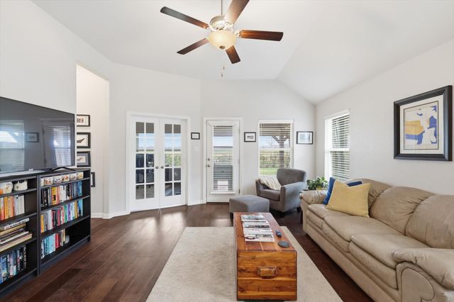 1020 Embers Lane, Denton, TX 76201