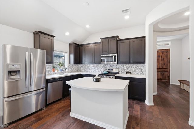 1020 Embers Lane, Denton, TX 76201