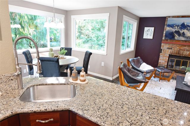 16732 NE 138th Court, Woodinville, WA 98072