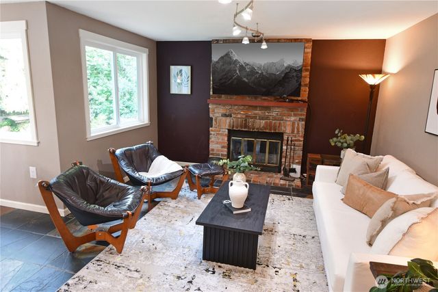 16732 NE 138th Court, Woodinville, WA 98072