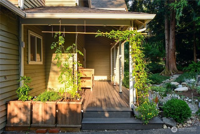 16732 NE 138th Court, Woodinville, WA 98072