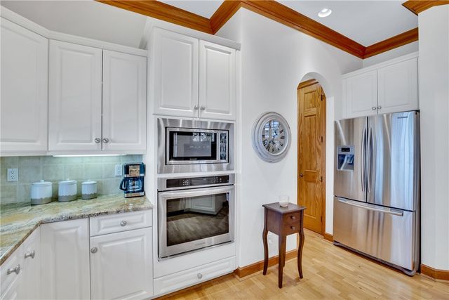 105 Island Cottage Lane, Vero Beach, FL 32963