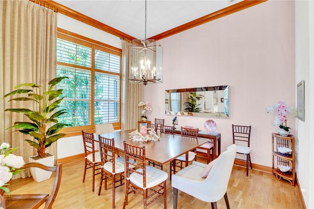 105 Island Cottage Lane, Vero Beach, FL 32963