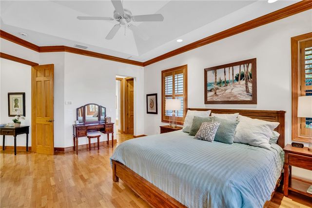 105 Island Cottage Lane, Vero Beach, FL 32963