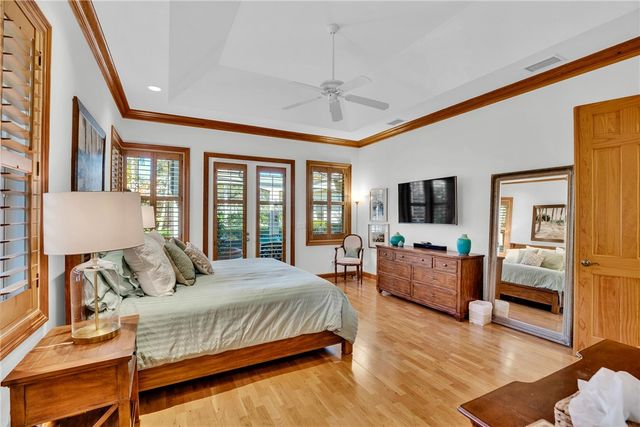 105 Island Cottage Lane, Vero Beach, FL 32963