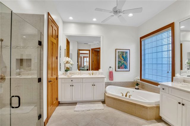 105 Island Cottage Lane, Vero Beach, FL 32963