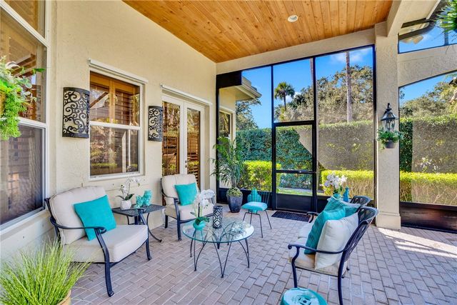 105 Island Cottage Lane, Vero Beach, FL 32963