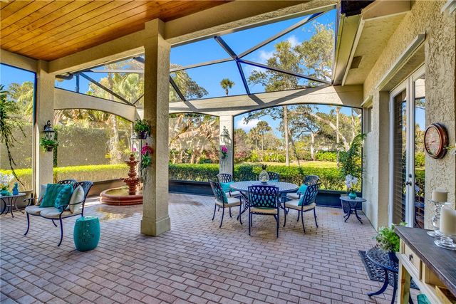 105 Island Cottage Lane, Vero Beach, FL 32963