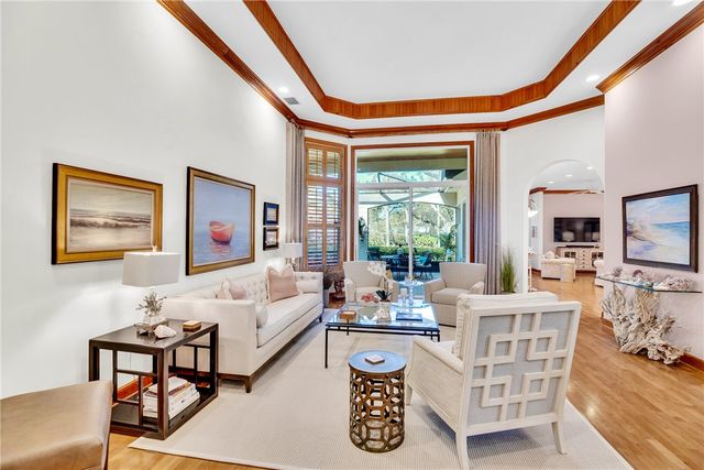 105 Island Cottage Lane, Vero Beach, FL 32963