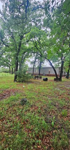 11505 Dark Leaf Court E, Fort Worth, TX 76135