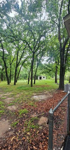 11505 Dark Leaf Court E, Fort Worth, TX 76135