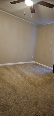 11505 Dark Leaf Court E, Fort Worth, TX 76135