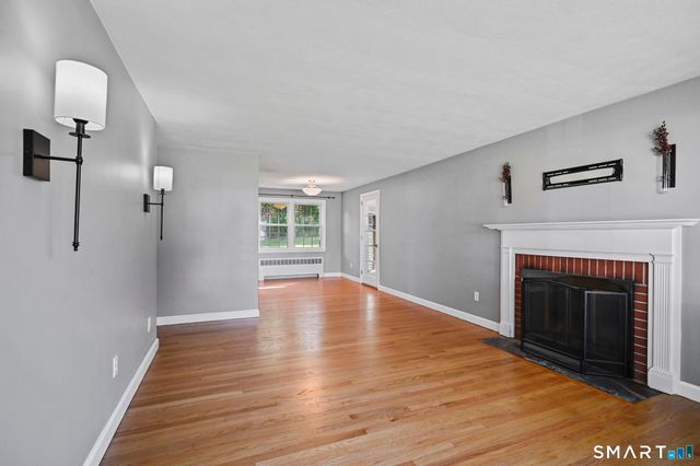 95 Montclair Drive, East Hartford, CT 06118