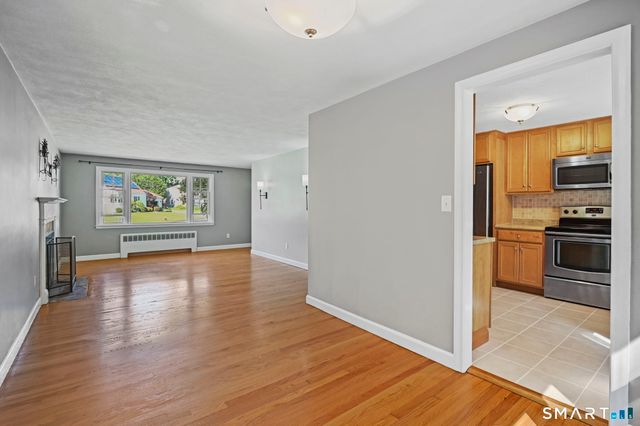 95 Montclair Drive, East Hartford, CT 06118