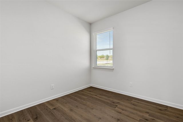 945 Cawthorne Trail, Fort Worth, TX 76108