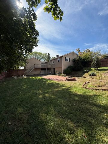 6 Wells Farm Drive, Wethersfield, CT 06109