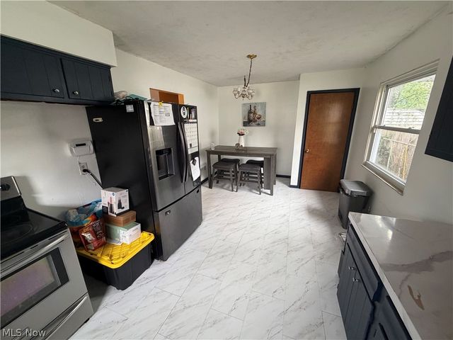 574 Fulmer Avenue, Akron, OH 44312