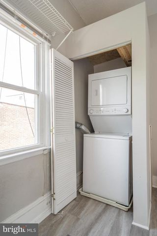 2427 BROWN ST, Philadelphia, PA 19130