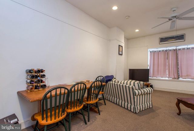 2427 BROWN ST, Philadelphia, PA 19130