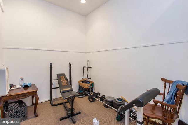 2427 BROWN ST, Philadelphia, PA 19130