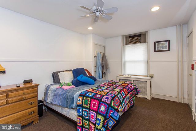 2427 BROWN ST, Philadelphia, PA 19130