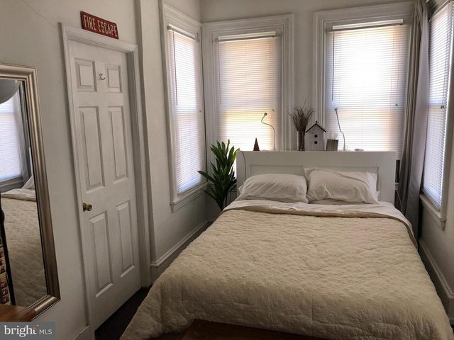 2427 BROWN ST, Philadelphia, PA 19130