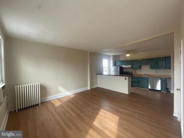 2427 BROWN ST, Philadelphia, PA 19130