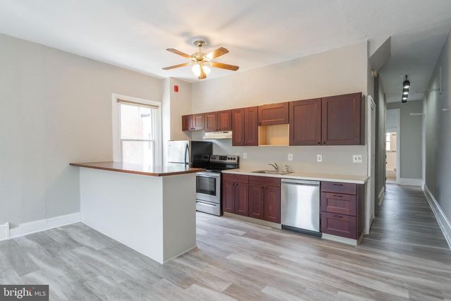 2427 BROWN ST, Philadelphia, PA 19130