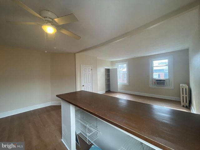 2427 BROWN ST, Philadelphia, PA 19130